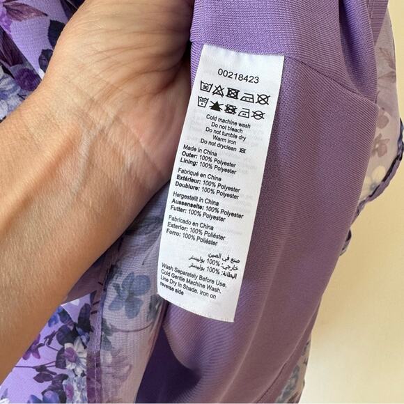 City Chic Bella Purple Floral Smocked Ruffle Sleeveless Blouse M / 18 - Picture 9 of 10